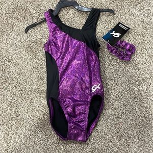 GK NWT LEOTARD CHILD MEDIUM